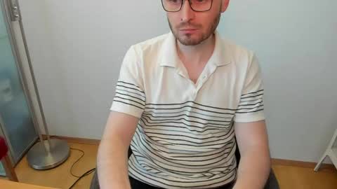 kinksubbydubby online show from 22, 4, 2026