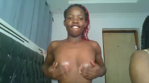 Snapshot of kinky_aria chatting on 3, 10, 2025 kinky_aria online show from 3, 10, 2025