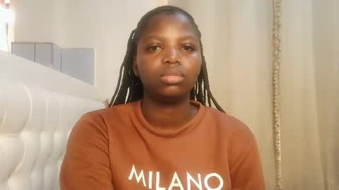 Lola online show from 4, 4, 2026