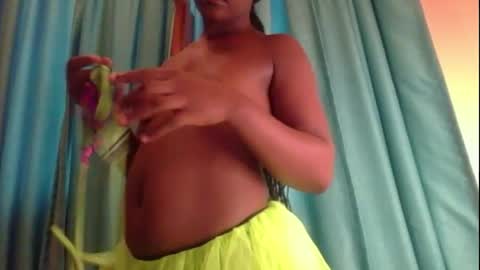 Snapshot of kinky_pixie chatting on 17, 9, 2025 Pixie online show from 17, 9, 2025