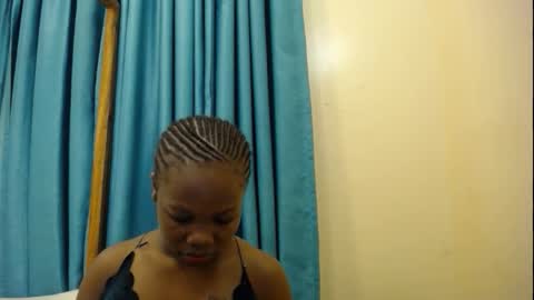 Snapshot of kinky_pixie chatting on 10, 10, 2025 Pixie online show from 10, 10, 2025