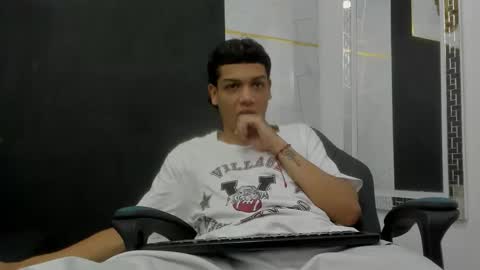 Snapshot of kinky_spice69 chatting on 13, 9, 2025 online show from 13, 9, 2025