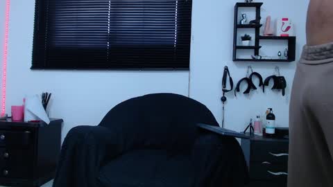 Allison  Diego online show from 23, 1, 2025