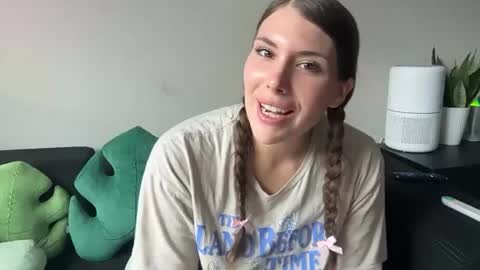 Snapshot of kinkycreative chatting on 22, 7, 2026 kinkycreative online show from 22, 7, 2026