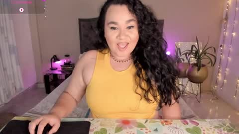 Snapshot of kinkyelise chatting on 24, 5, 2026 Jenny online show from 24, 5, 2026