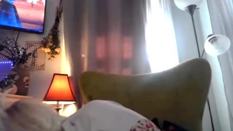 Kinky Pinky online show from 3, 2, 2025