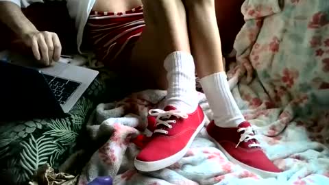 KinkySneakerGirl online show from 6, 2, 2025