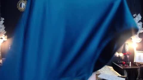 kinkyy_mom online show from 16, 4, 2026