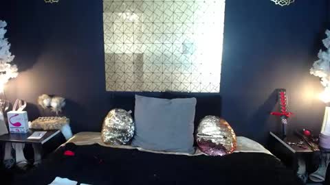 kinkyy_mom online show from 28, 4, 2026