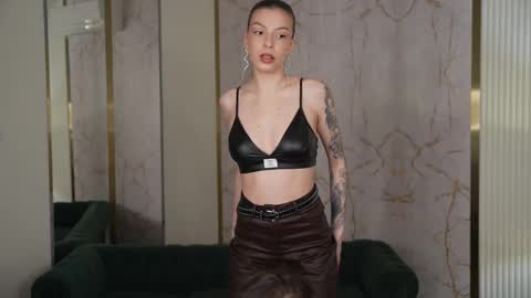 Sweet girls online show from 22, 2, 2025