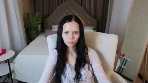 kira_bliss_ online show from 5, 7, 2026