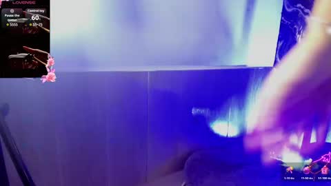 kira bloom online show from 19, 3, 2026