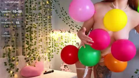 Kira Briis online show from 17, 11, 2025