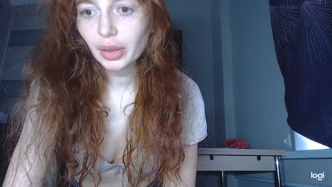 Snapshot of kira_foxy_ chatting on 12, 12, 2024 Kira online show from 12, 12, 2024