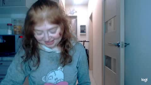 Kira online show from 10, 4, 2026