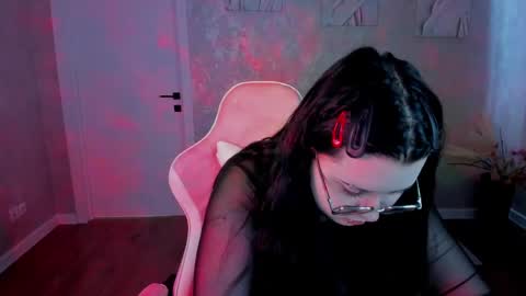 kira online show from 1, 4, 2026