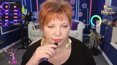 Kira Kennet online show from 29, 10, 2025