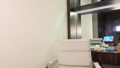 Snapshot of kira_mmr chatting on 12, 3, 2026 Kira and friends online show from 12, 3, 2026