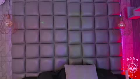 Snapshot of kira_vance chatting on 5, 8, 2026 Kira online show from 5, 8, 2026