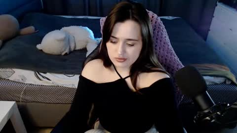 Snapshot of kira_yammy chatting on 9, 2, 2025 Kira  follow me  online show from 9, 2, 2025