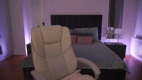 Kira online show from 18, 3, 2026