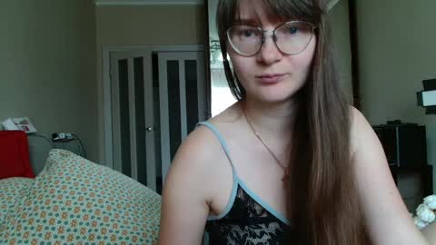 KiraGoldens online show from 31, 5, 2026