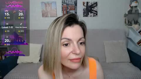 Snapshot of kiramartins_cat chatting on 6, 12, 2024 kiramartins cat online show from 6, 12, 2024