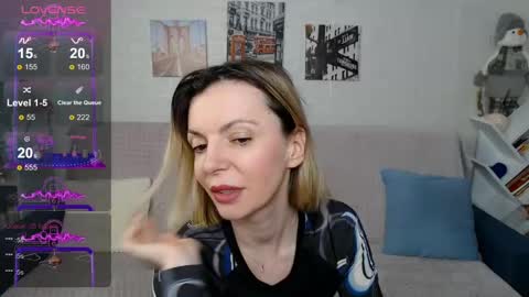 Snapshot of kiramartins_cat chatting on 23, 12, 2024 kiramartins cat online show from 23, 12, 2024