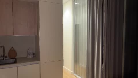 Kira online show from 8, 11, 2025