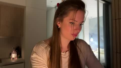 Kira online show from 5, 5, 2026