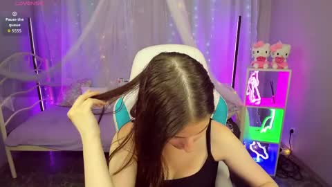 KiraParker online show from 26, 5, 2026