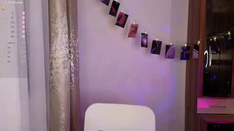 Kira cute online show from 21, 10, 2025