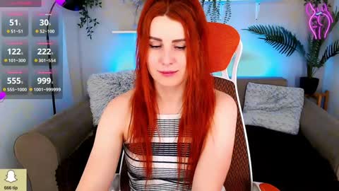kiraxmoon online show from 4, 2, 2025