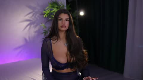 Kiss Jess online show from 8, 4, 2026