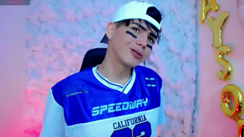 Snapshot of kiss_whitee chatting on 16, 10, 2025 kiss_whitee online show from 16, 10, 2025