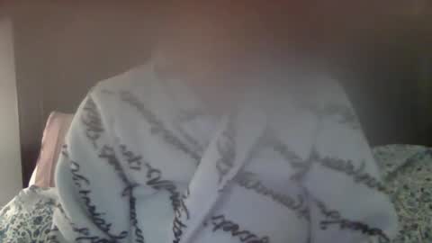 kissandtell1357 online show from 22, 10, 2025