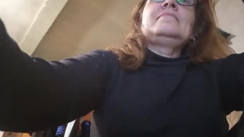 Snapshot of kissandvibe chatting on 23, 11, 2025 kissandvibe online show from 23, 11, 2025