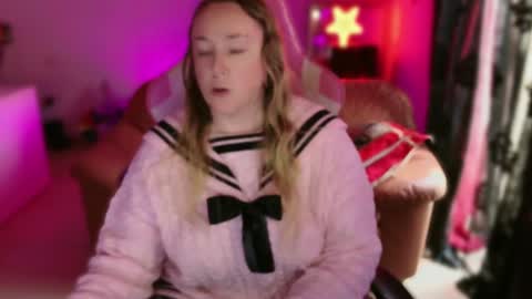 kissica online show from 3, 3, 2025