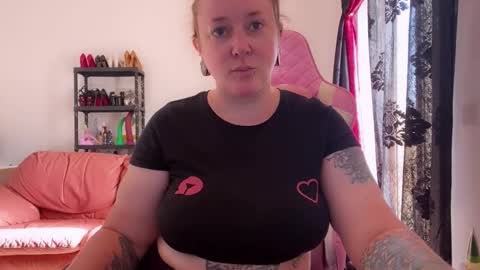 kissica online show from 9, 9, 2025