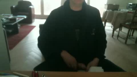 Snapshot of kisslog1 chatting on 2, 2, 2025 kisslog1 online show from 2, 2, 2025