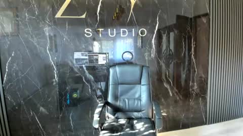Snapshot of kissmymissy_ chatting on 21, 7, 2026 KissMyMissy online show from 21, 7, 2026