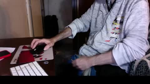 kissofbanned1983 online show from 13, 11, 2025