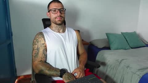 kite__ online show from 1, 2, 2025