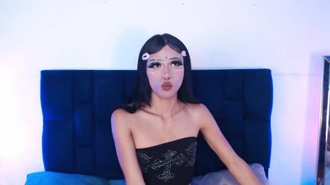 Snapshot of kitii_we3d chatting on 8, 1, 2025 Kitty online show from 8, 1, 2025