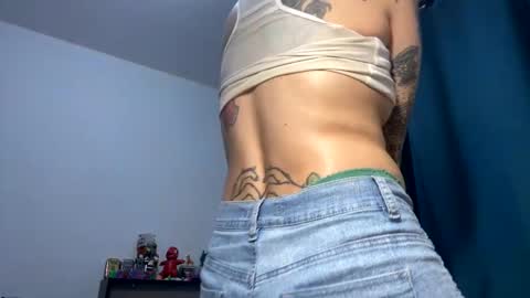 Ari Keimiwrights  online show from 31, 12, 2024