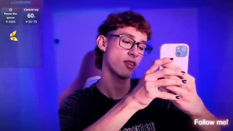 Snapshot of kitsuneplay_ chatting on 6, 1, 2026 Salvatore online show from 6, 1, 2026