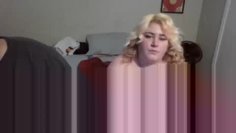 Kitten and rebellious online show from 21, 1, 2025