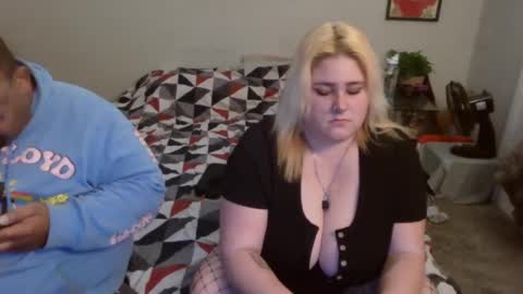 Kitten and rebellious online show from 23, 1, 2025