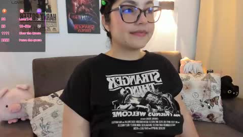 Snapshot of kittenxy_ chatting on 6, 3, 2026 kitten online show from 6, 3, 2026