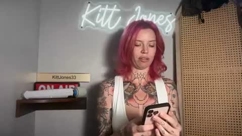 kittjones33 online show from 28, 6, 2026